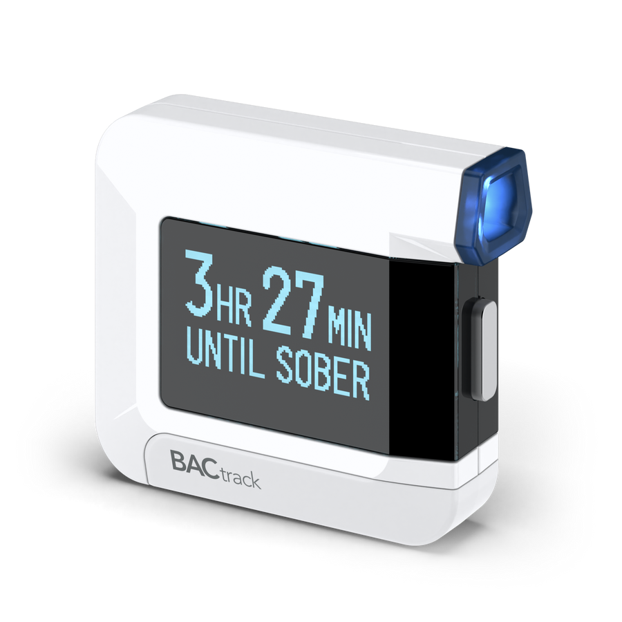 BACtrack C8 s odhadem času do vystřízlivění